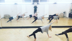 Dance studio JAZZY SCHOOL - Львов, Stretching, Танцы, Фитнес, Break Dance, Contemporary, Hip-Hop, Джаз-фанк, Тверк, Хореография